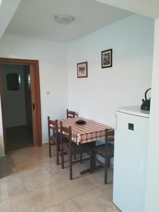Apartments With A Parking Space Vinez, Labin - 11851 מראה חיצוני תמונה